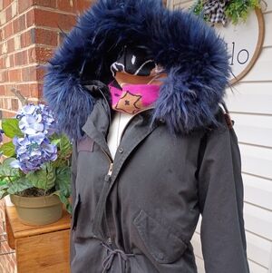 SIX CRISP DAYS SZ M UO BLUE FAUX FUR HOOD VELVET LINED PARKA NWOT